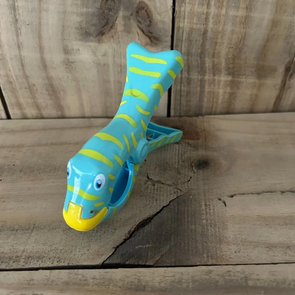 Flamingo & Fish Beach Towel Clips for Beach Chairs, Lounge Chairs, Drying Racks